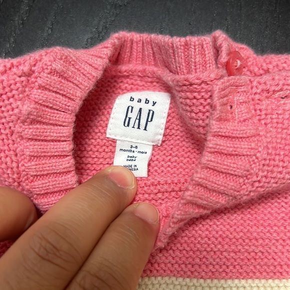 Baby gap brannan stripe onesie - Picture 2 of 3